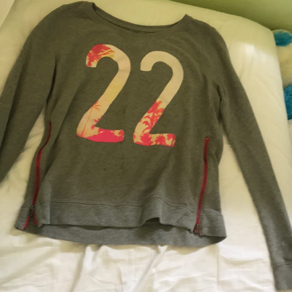 hollister sweatshirt